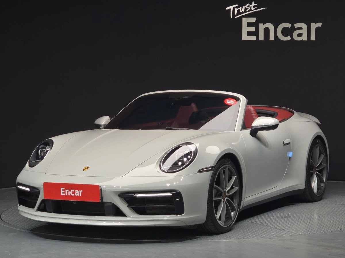 PORSCHE 911 992  2021