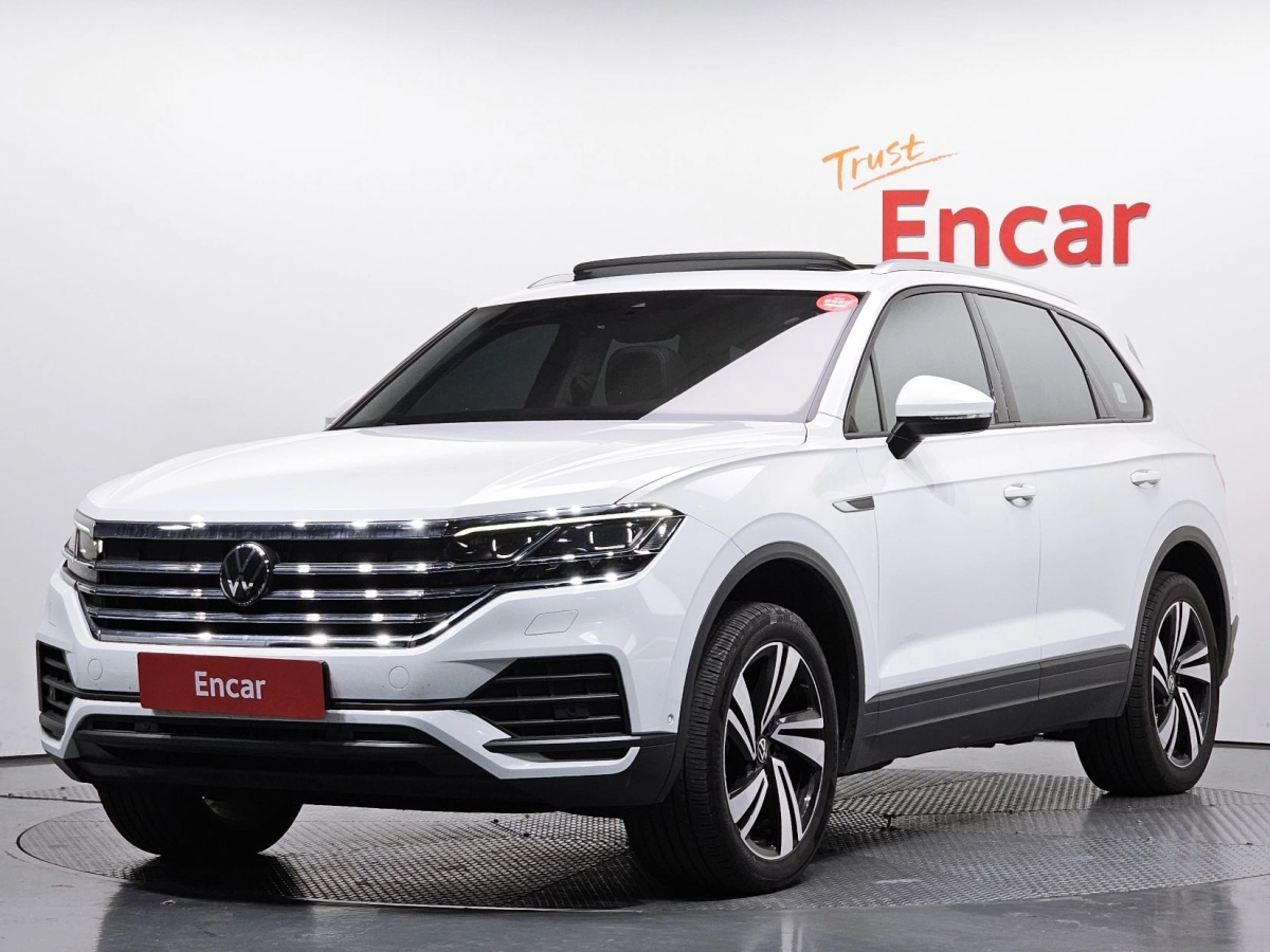VOLKSWAGEN TOUAREG 2023