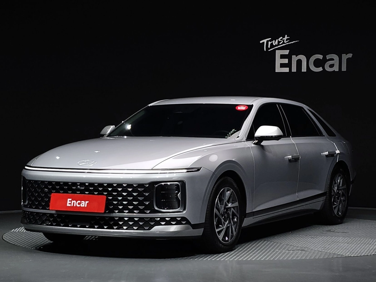 HYUNDAI GRANDEUR HYBRID GN7 2023