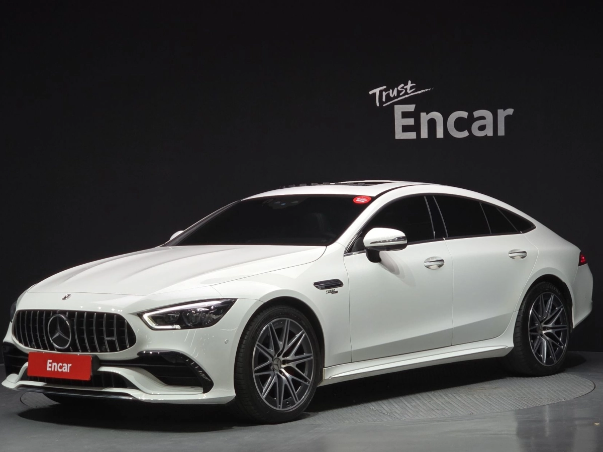 MERCEDES BENZ AMG GT