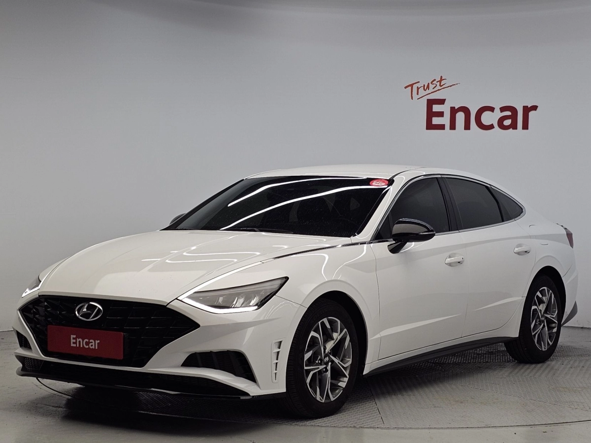 HYUNDAI SONATA DN8  2021
