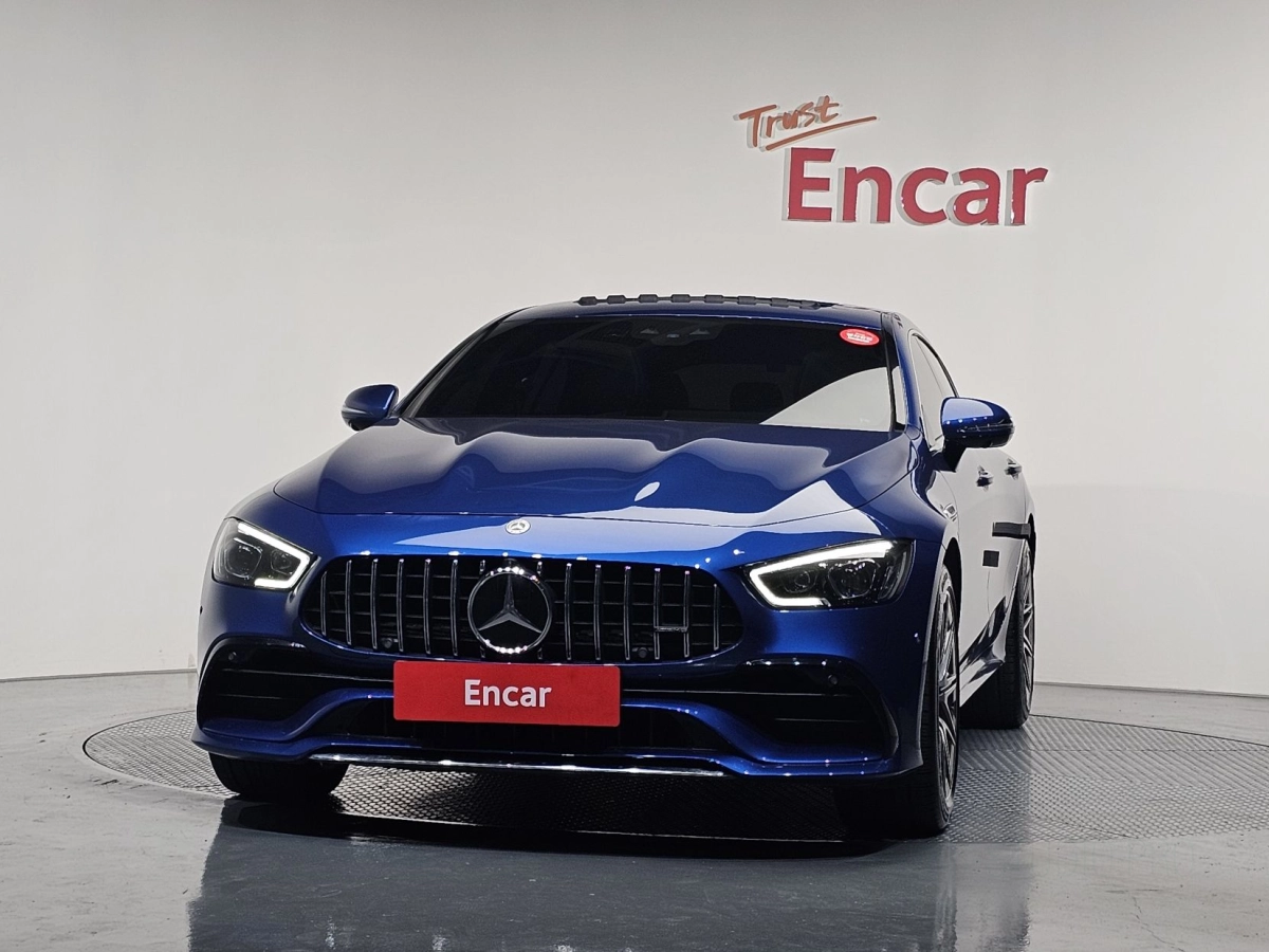 MERCEDES BENZ AMG GT