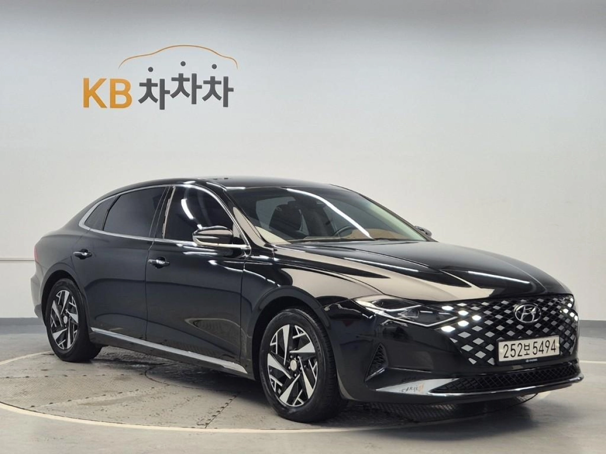 HYUNDAI GRANDEUR IG HYBRID 2020