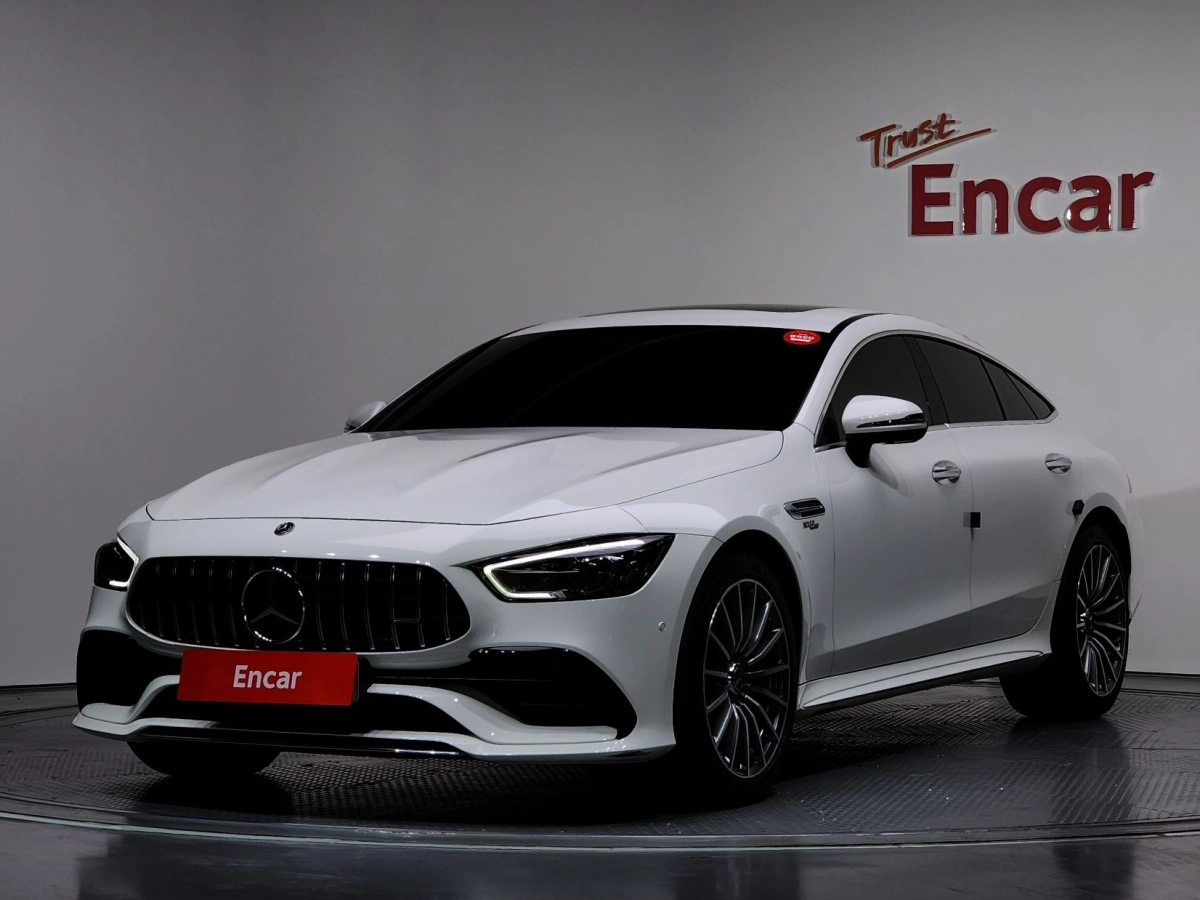 MERCEDES BENZ AMG GT