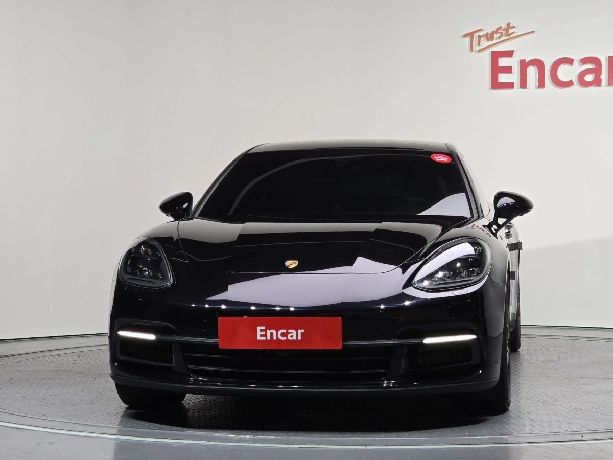 PORSCHE PANAMERA 971