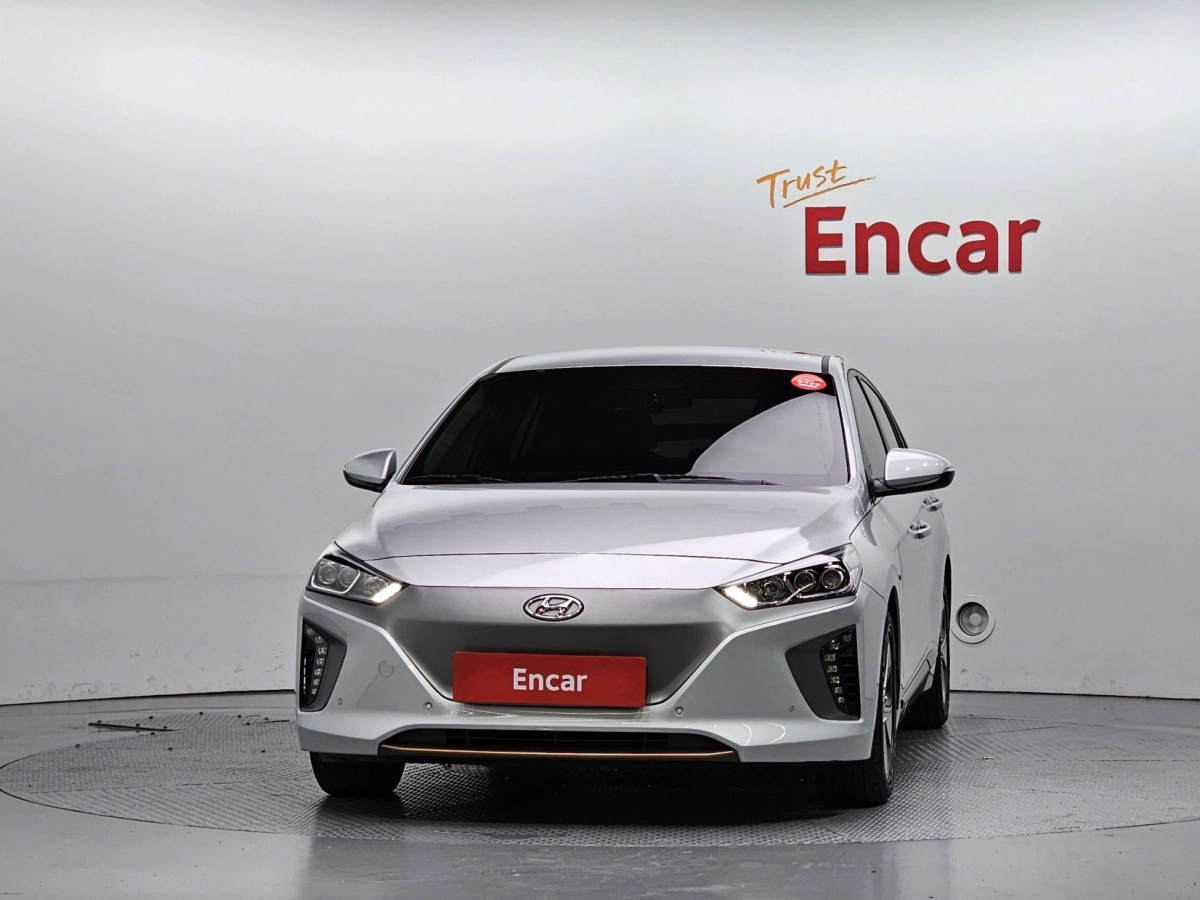 HYUNDAI IONIQ ELECTRIC