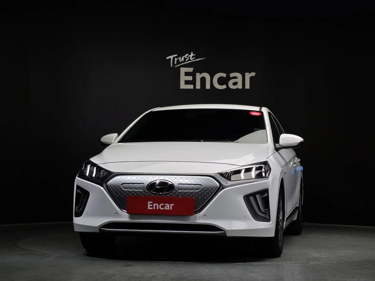 HYUNDAI IONIQ ELECTRIC