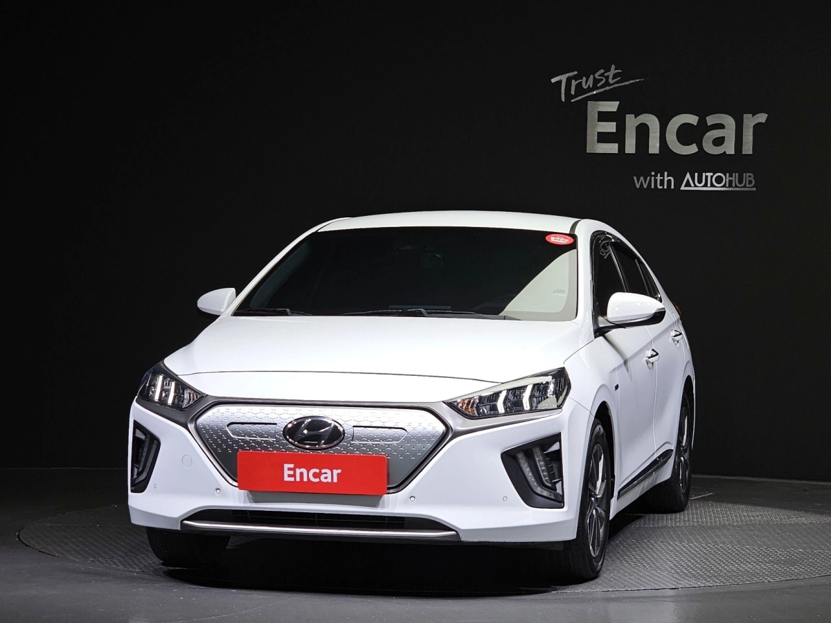 HYUNDAI IONIQ ELECTRIC