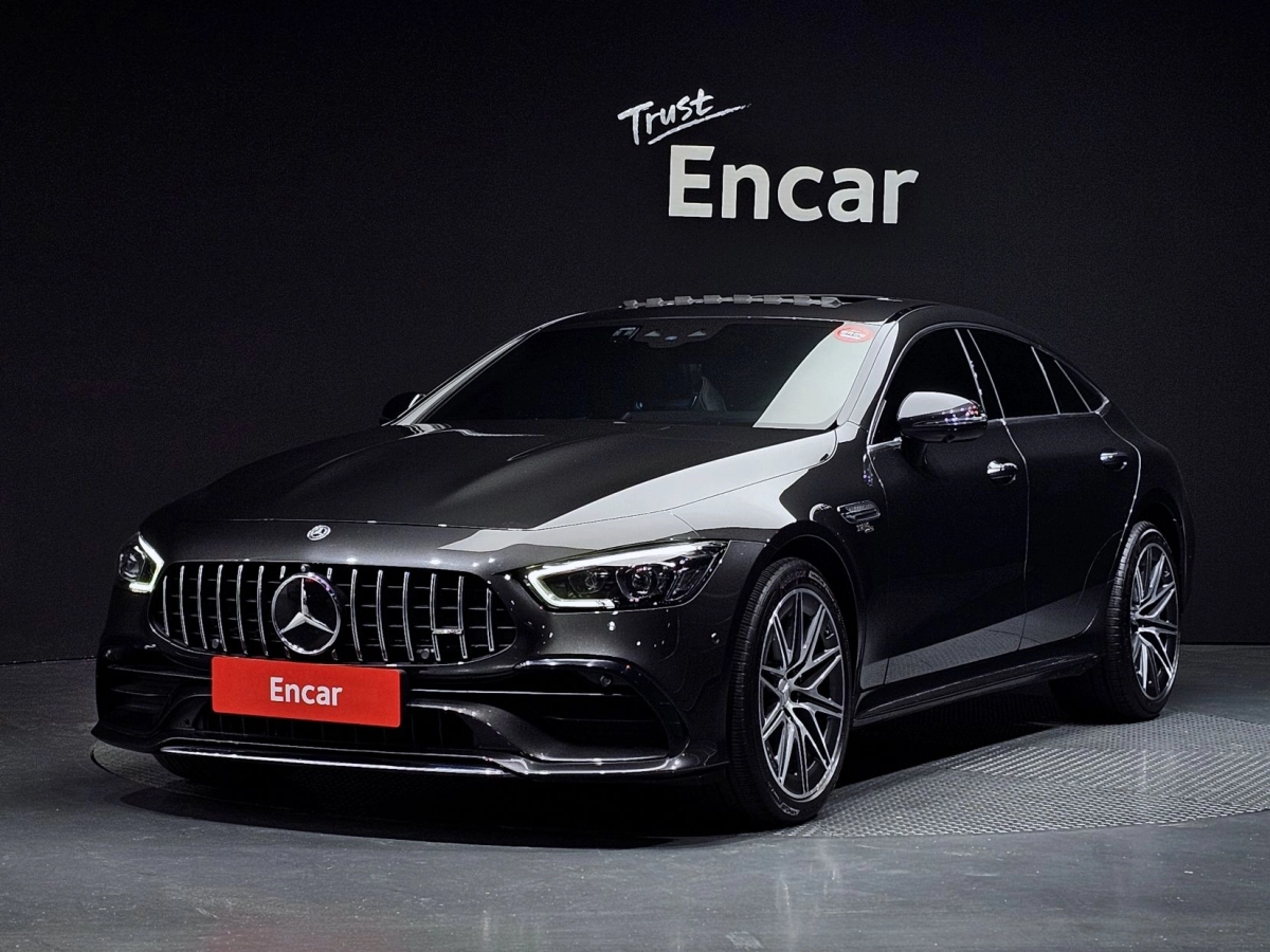 MERCEDES BENZ AMG GT