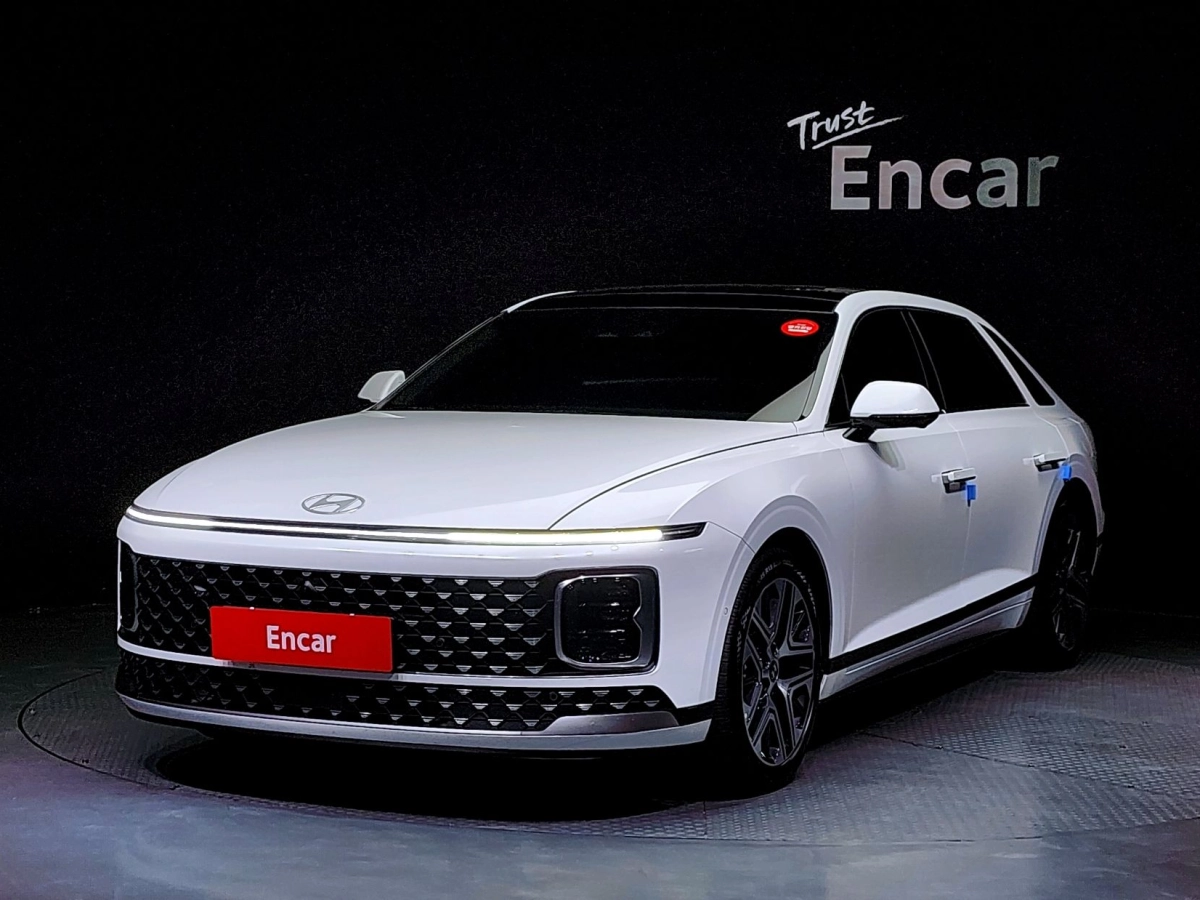 HYUNDAI GRANDEUR HYBRID GN7 2024