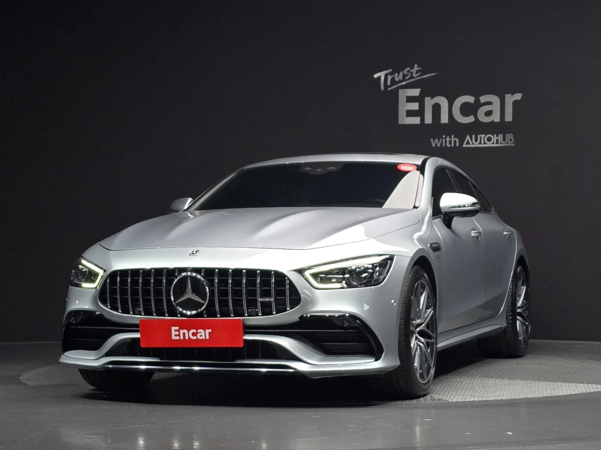 MERCEDES BENZ AMG GT