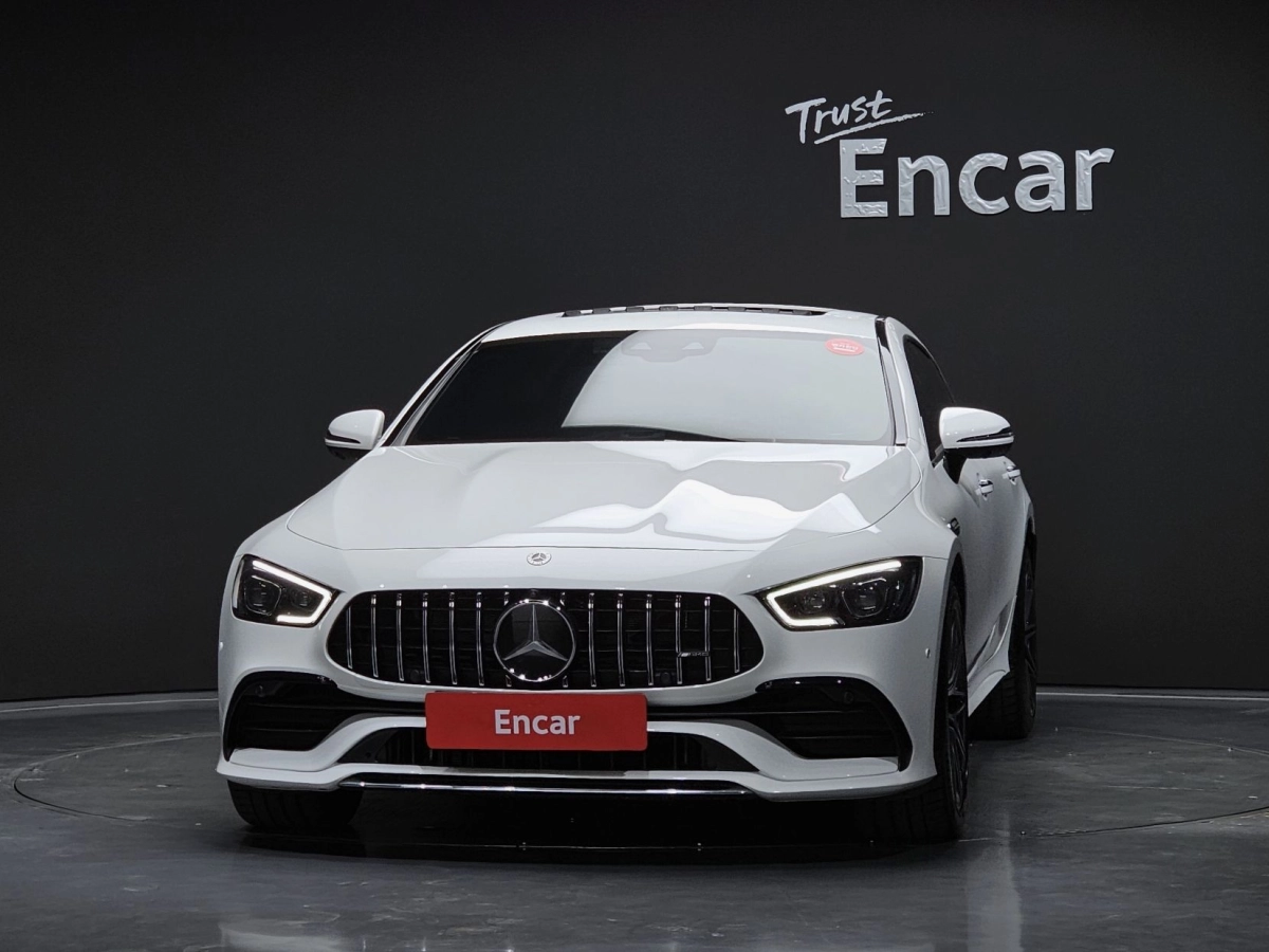 MERCEDES BENZ AMG GT