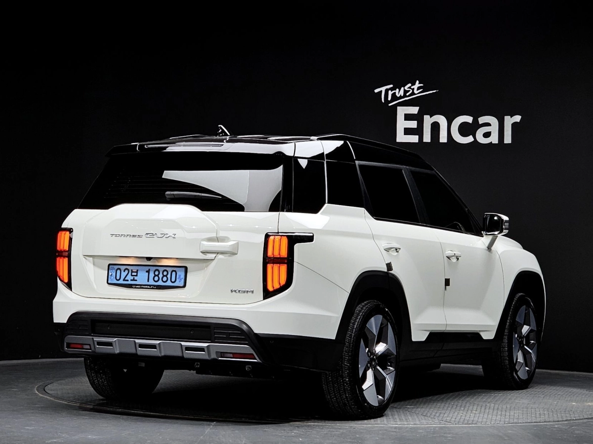 SSANGYONG TORRES EVX