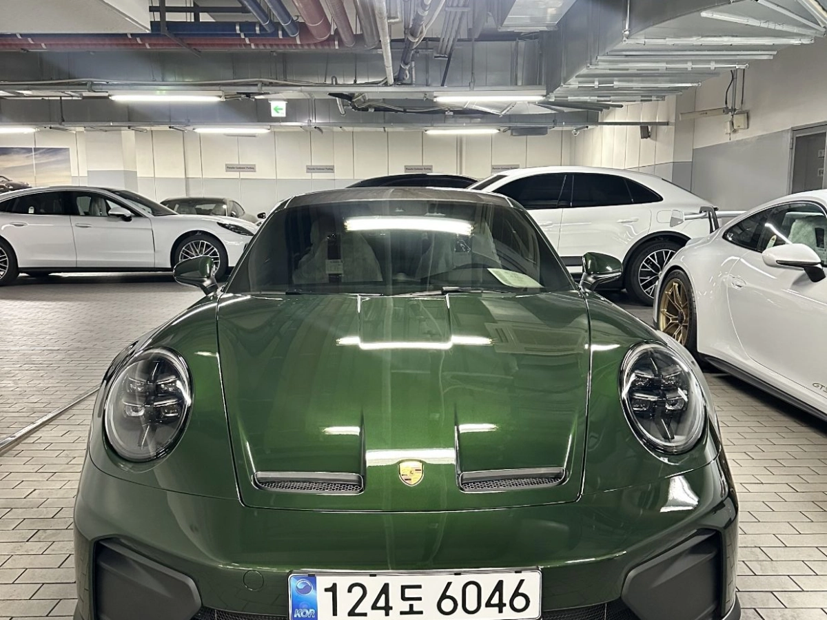 PORSCHE 911 992  2025