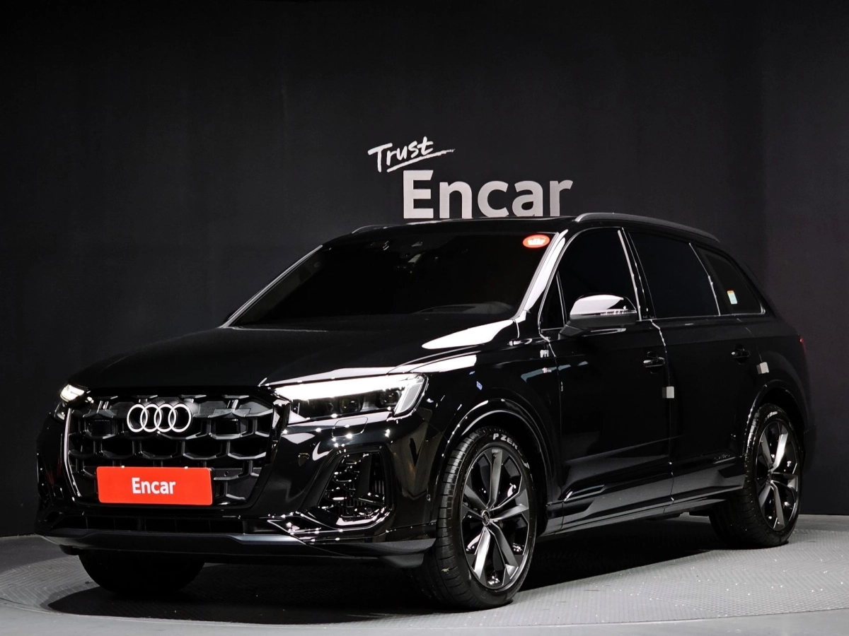 AUDI Q7 4M