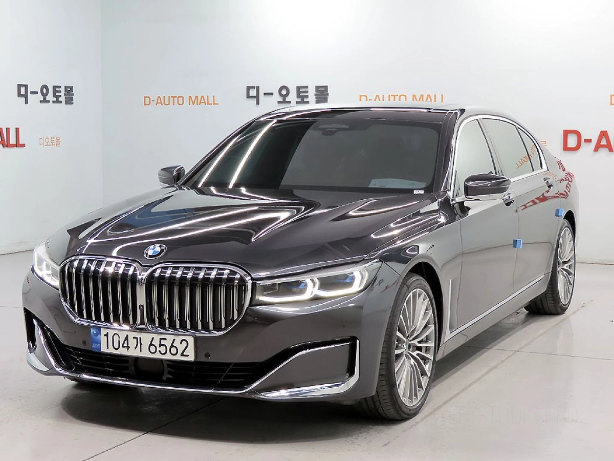 BMW 7-SERIES G11 2022