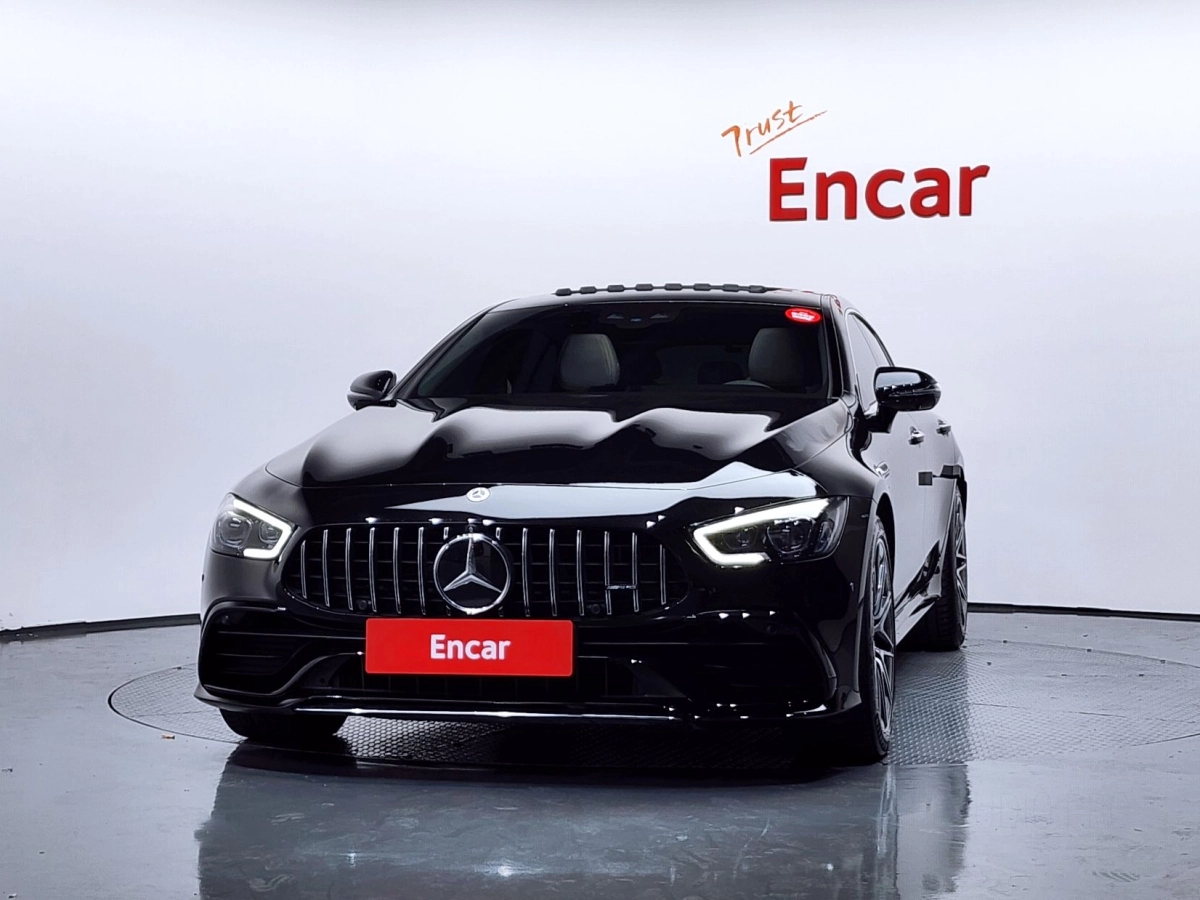 MERCEDES BENZ AMG GT