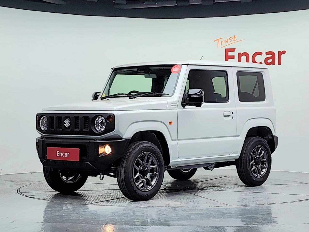SUZUKI JIMNY  2025
