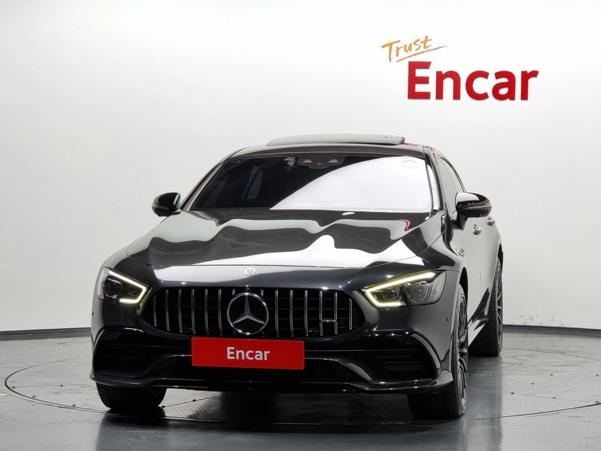 MERCEDES BENZ AMG GT