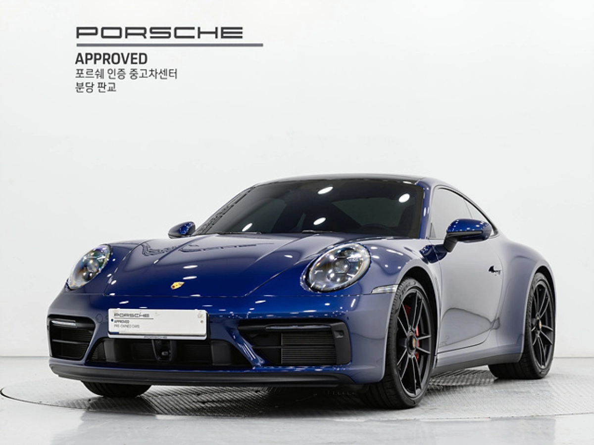 PORSCHE 911 992  2024