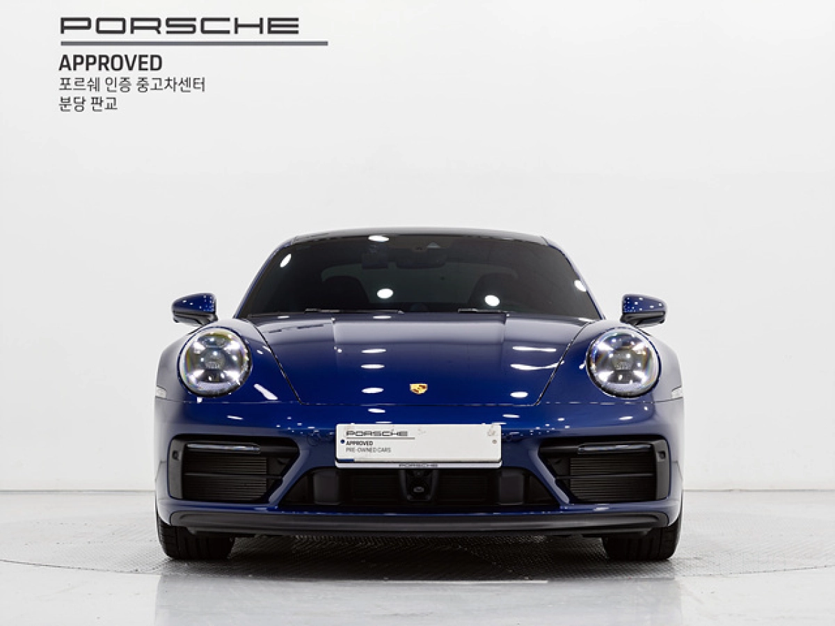 PORSCHE 911 992