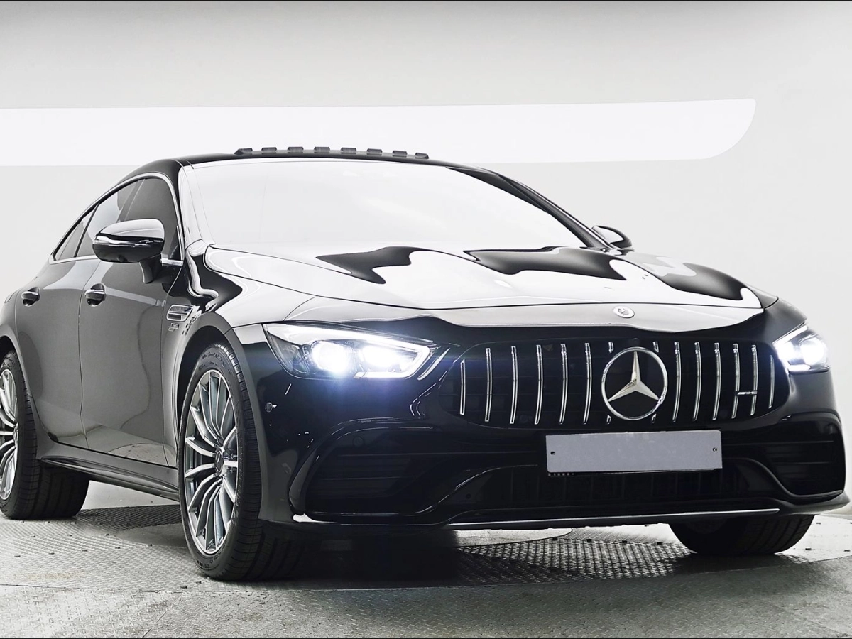 MERCEDES BENZ AMG GT