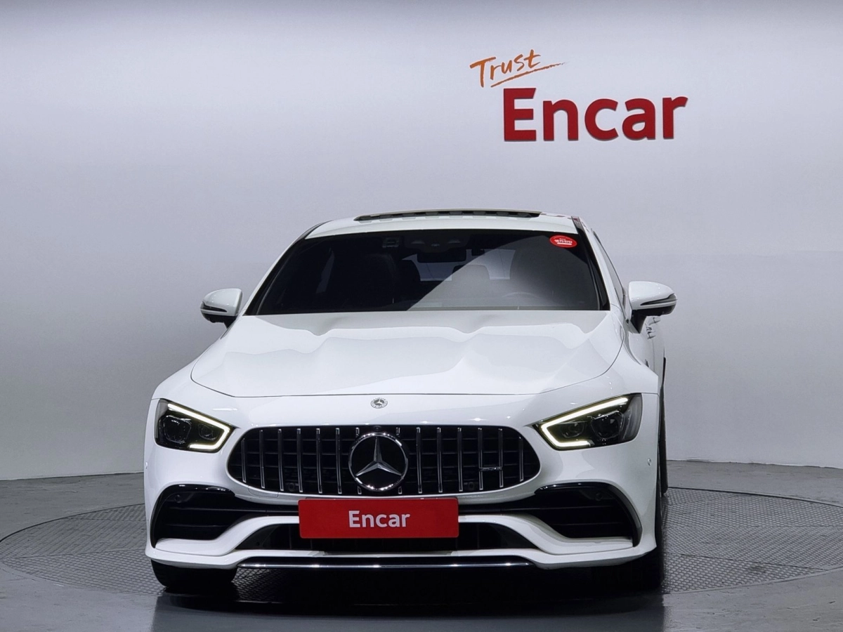 MERCEDES BENZ AMG GT