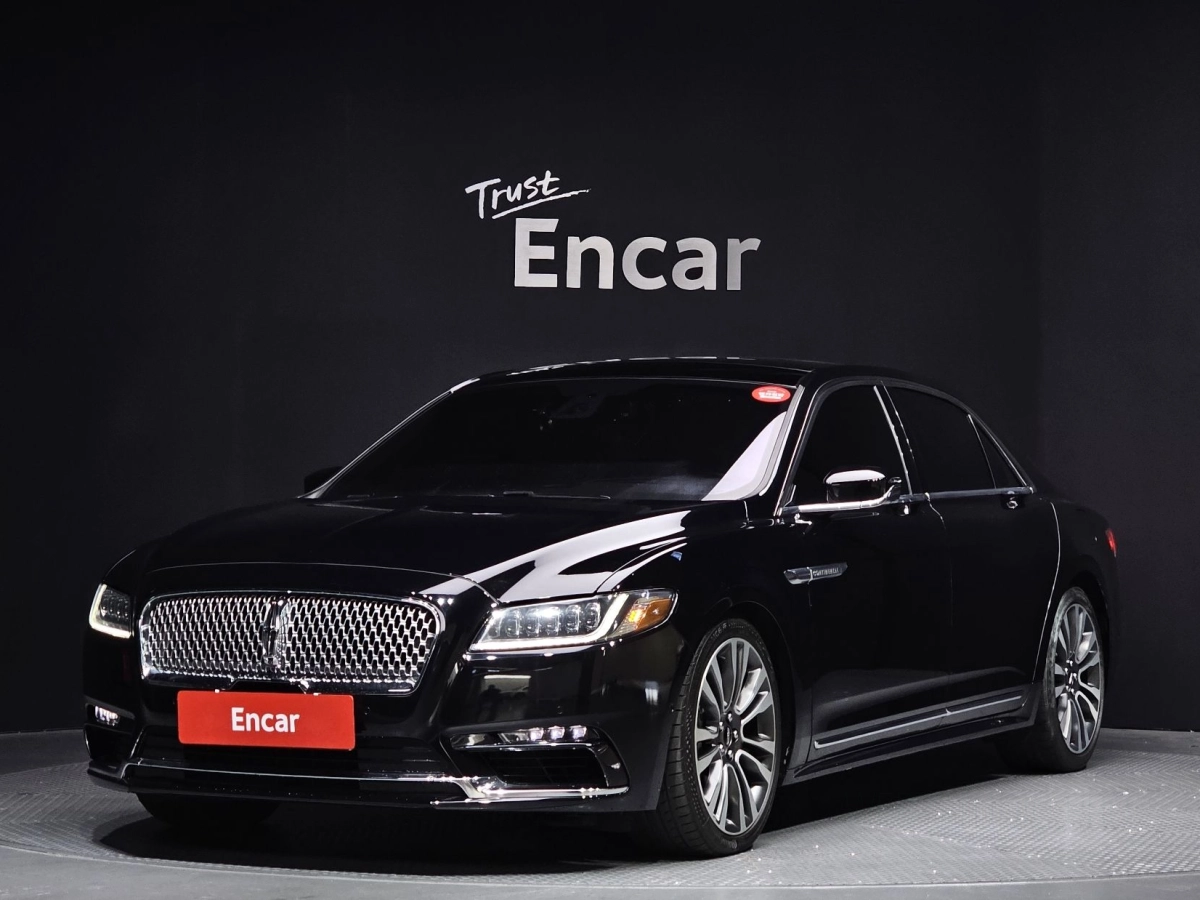 LINCOLN CONTINENTAL  2019