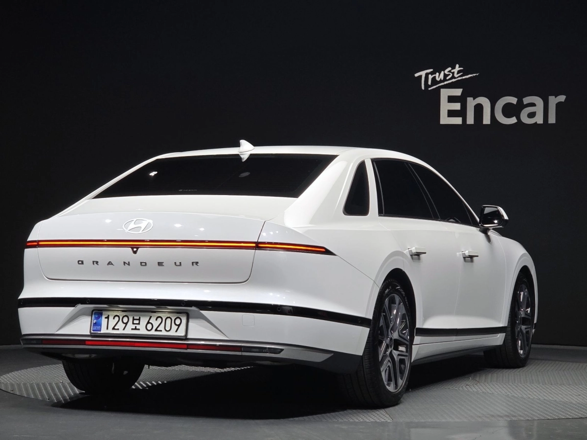 HYUNDAI GRANDEUR GN7