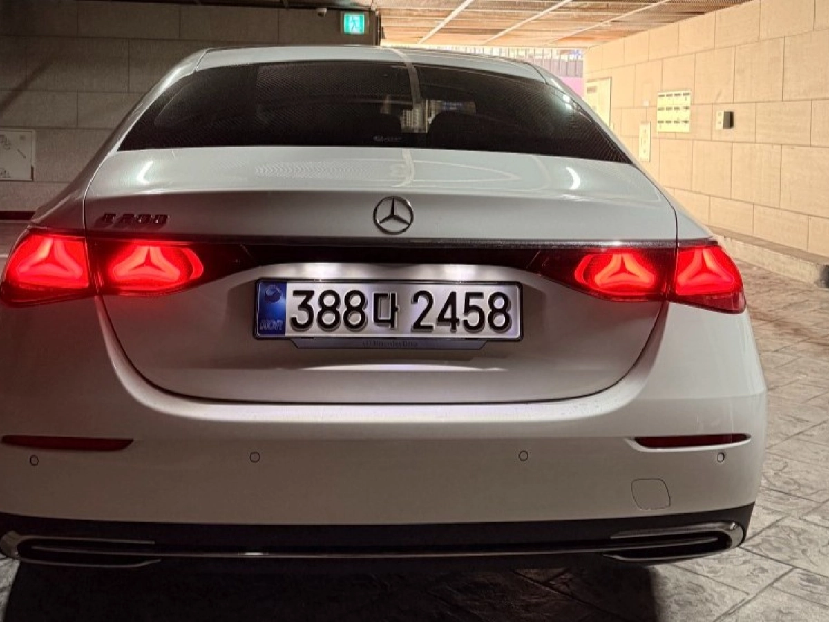 MERCEDES BENZ E-CLASS W214
