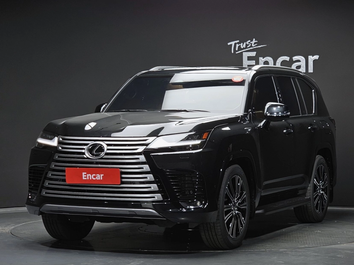 LEXUS LX  2025