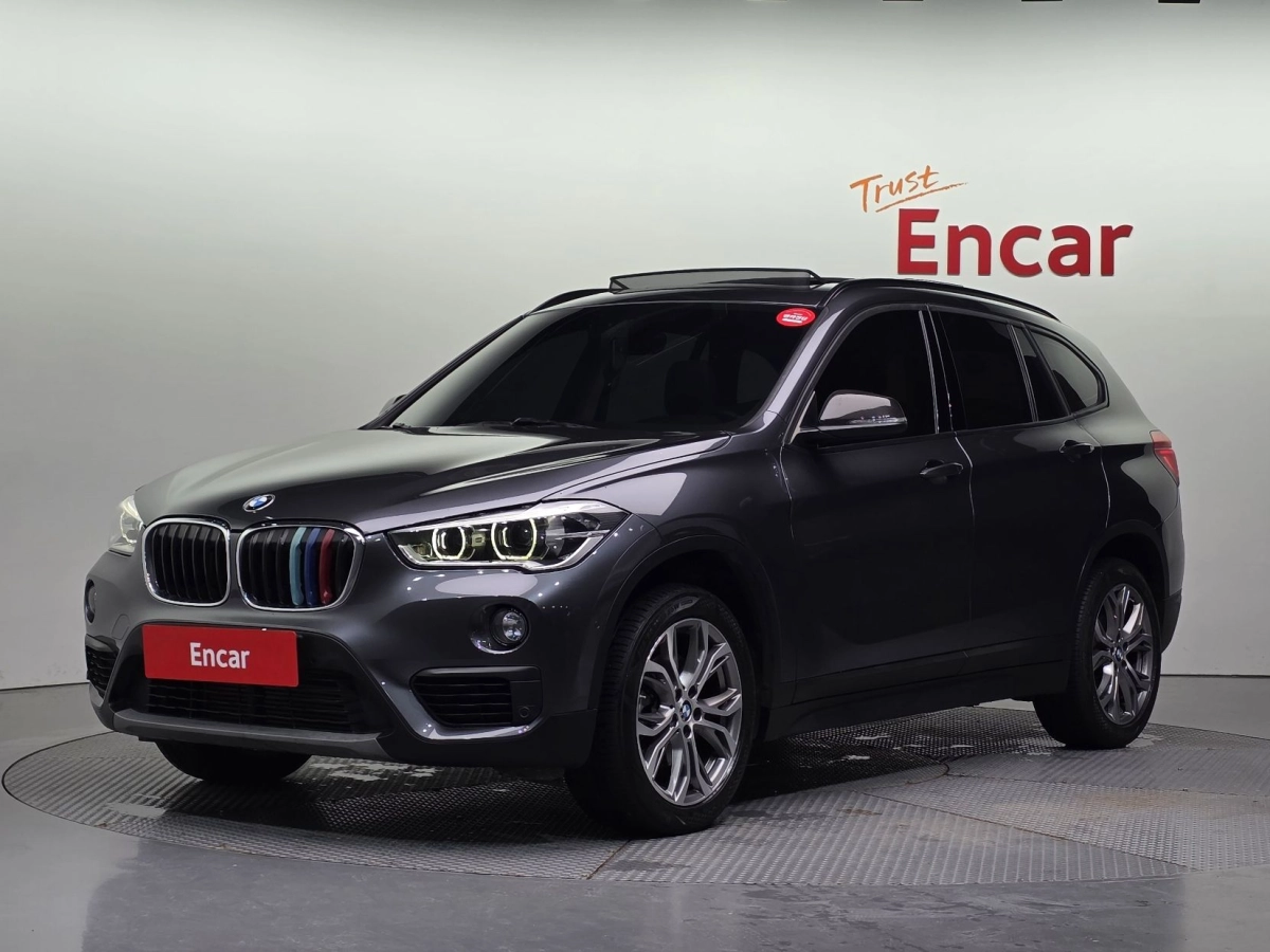 BMW X1 F48  2019