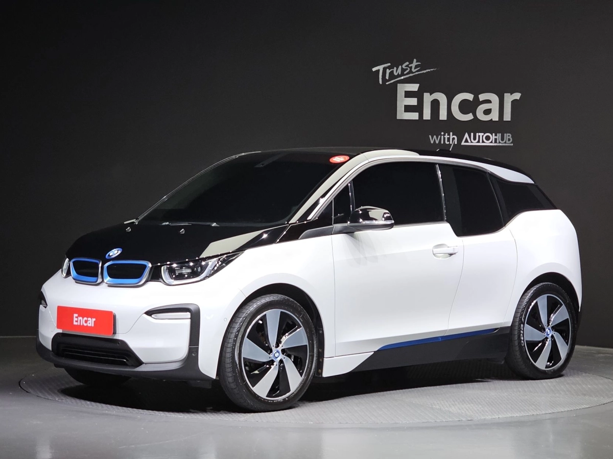 BMW I3