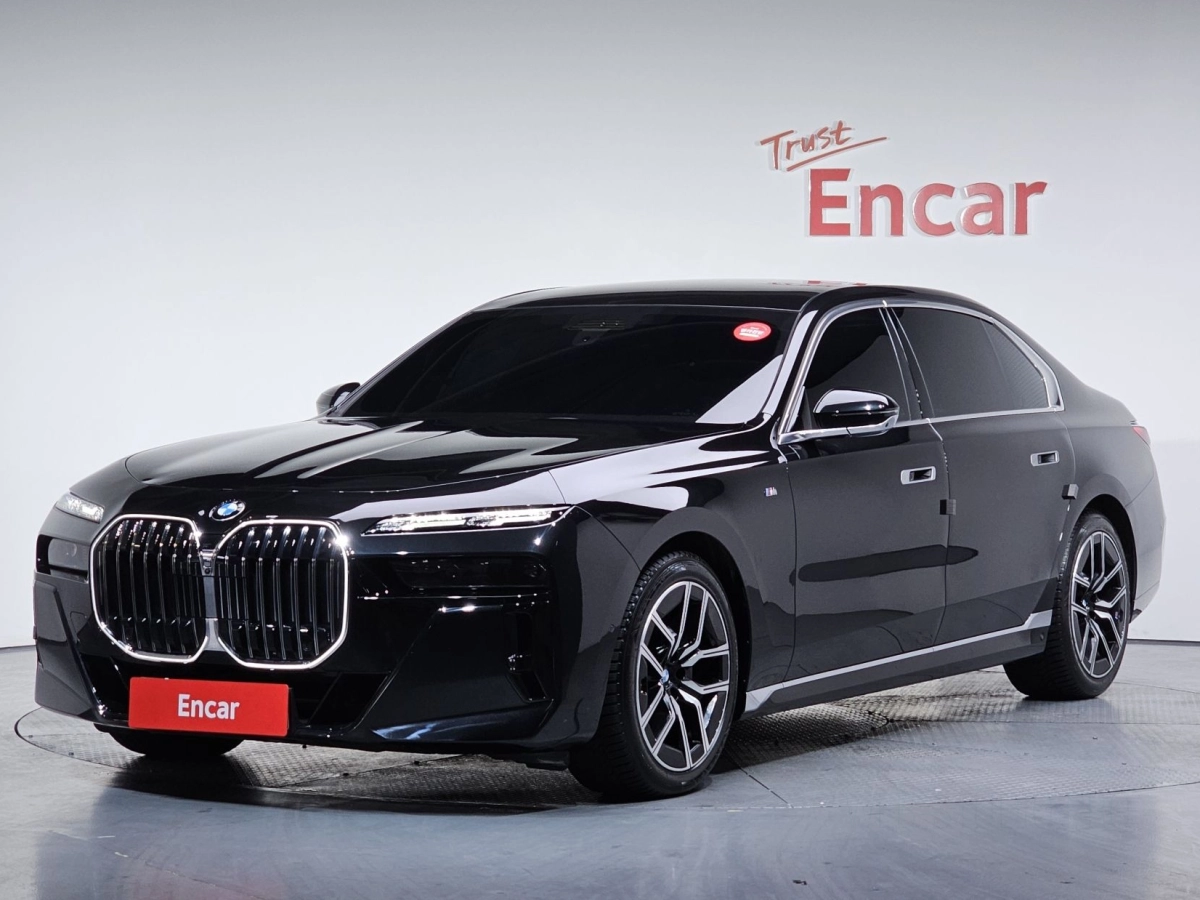 BMW 7-SERIES G70  2023