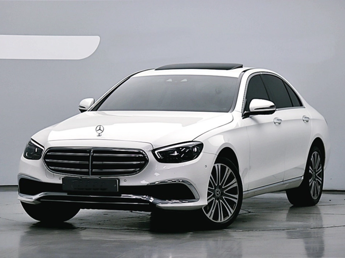 MERCEDES BENZ E-CLASS W213 2023