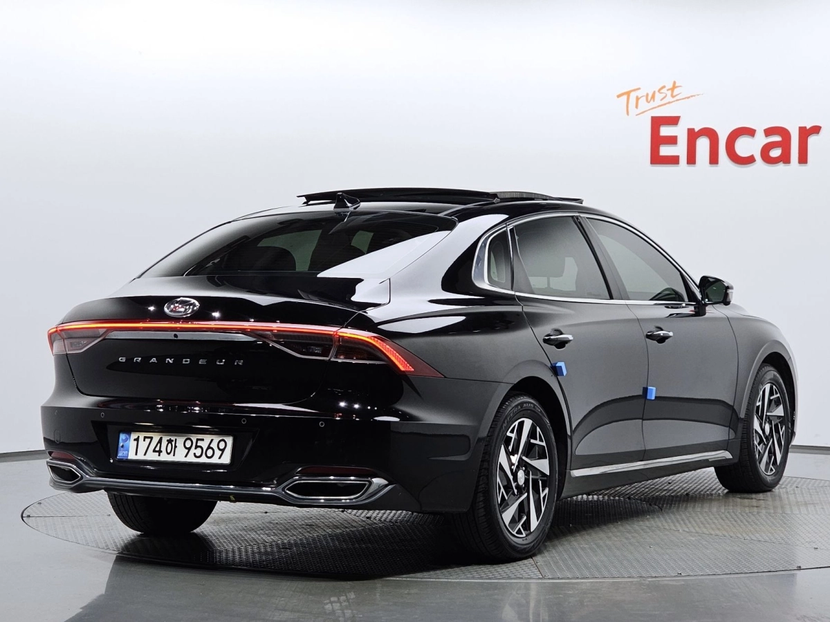 HYUNDAI GRANDEUR IG HYBRID