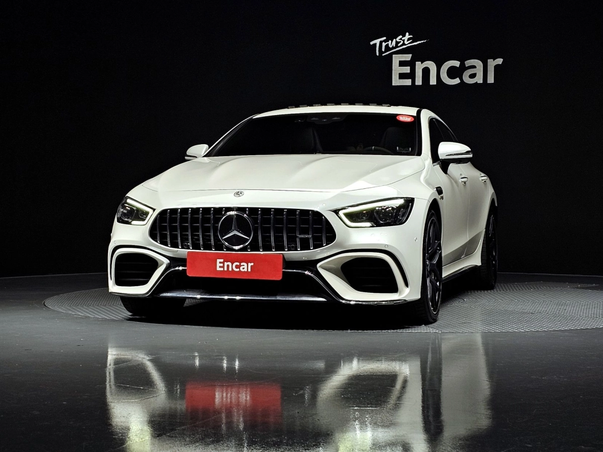 MERCEDES BENZ AMG GT