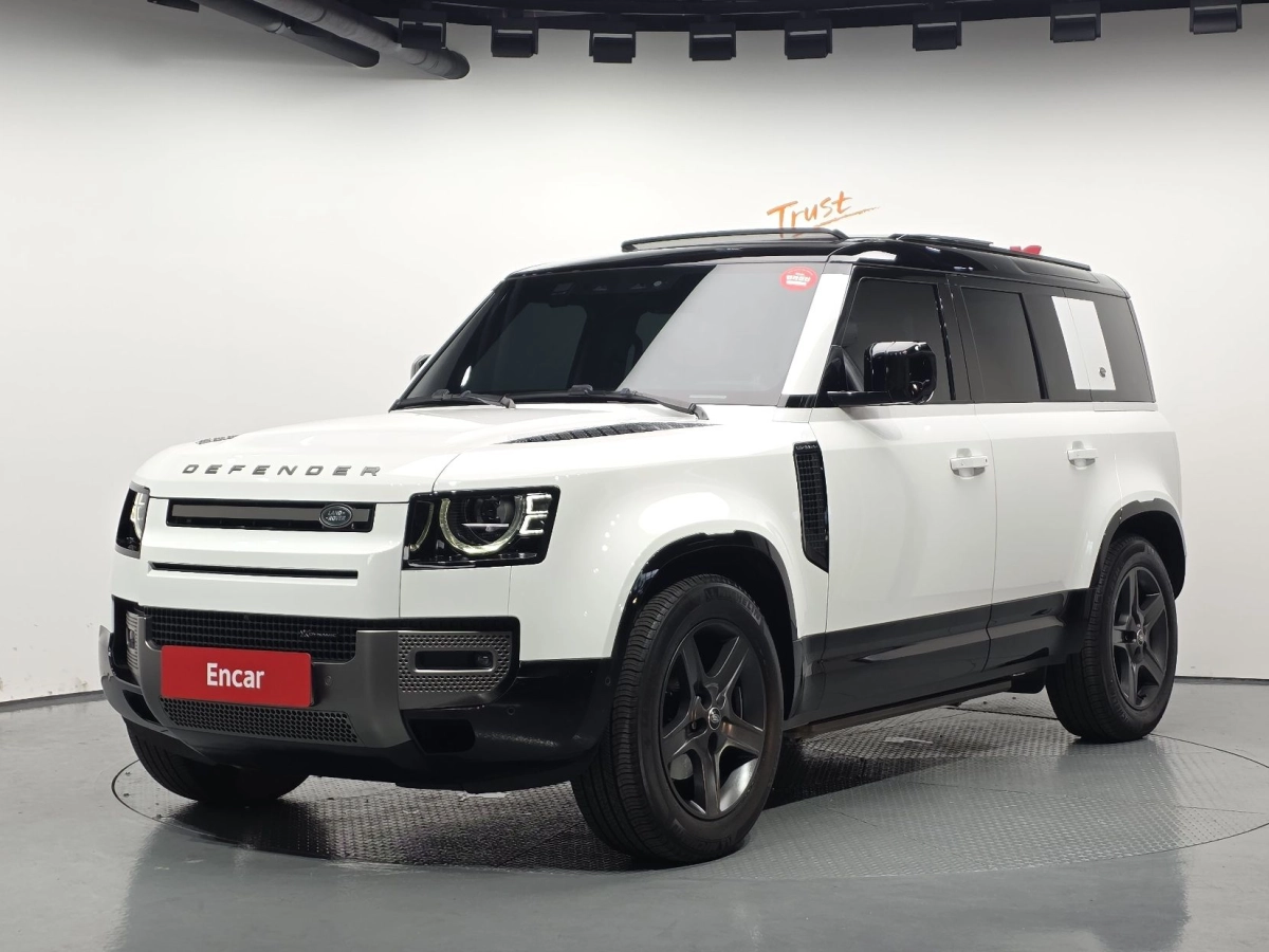 LAND ROVER DEFENDER L663 2023