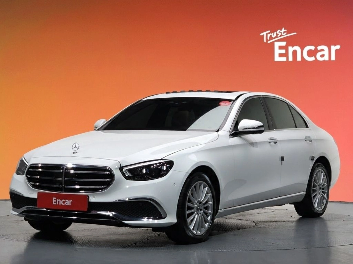 MERCEDES BENZ E-CLASS W213 2023