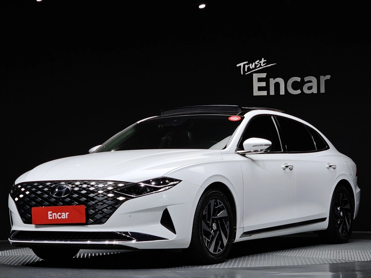 HYUNDAI GRANDEUR IG HYBRID  2022