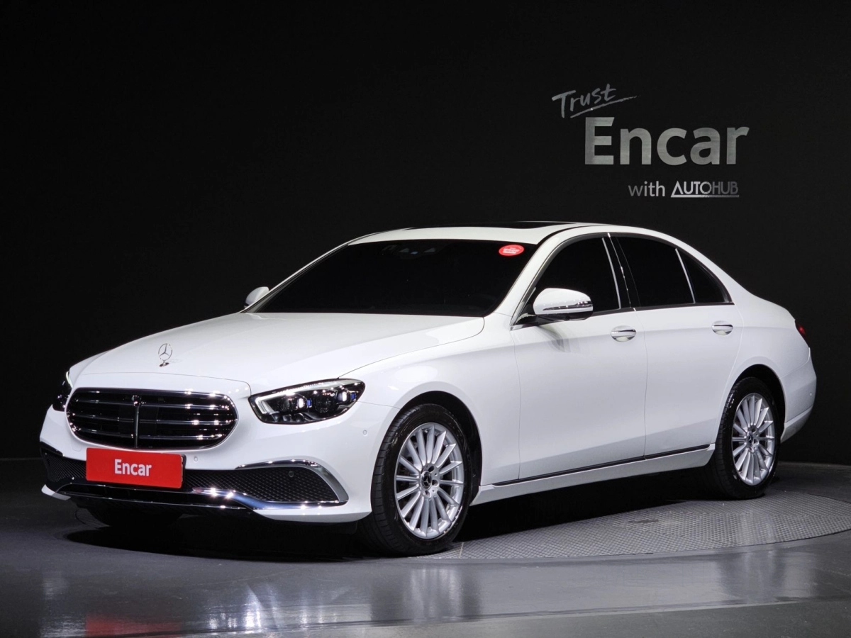 MERCEDES BENZ E-CLASS W213 2023