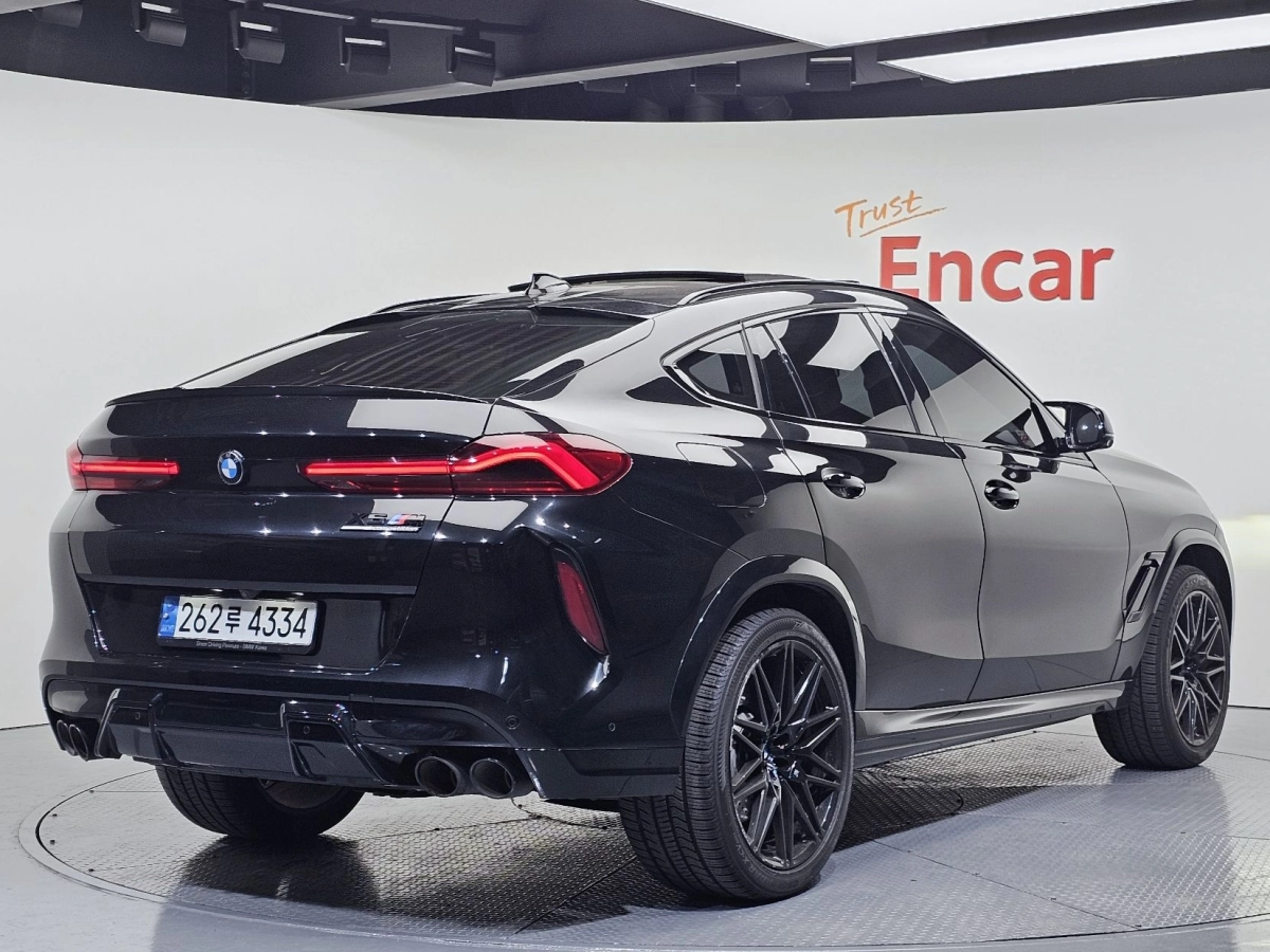 BMW X6M G06
