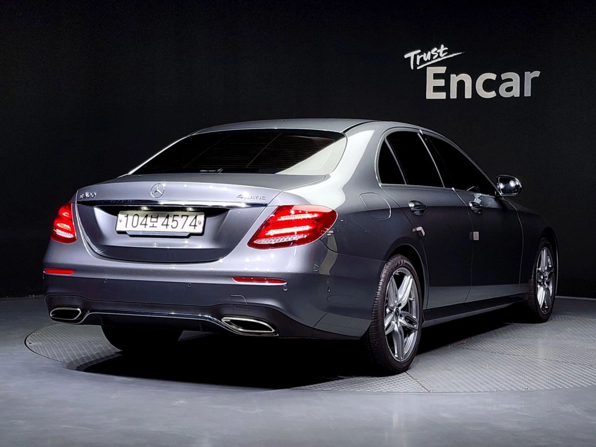 MERCEDES BENZ E-CLASS W213