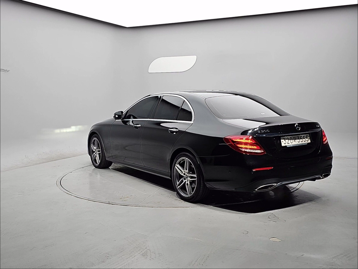 MERCEDES BENZ E-CLASS W213