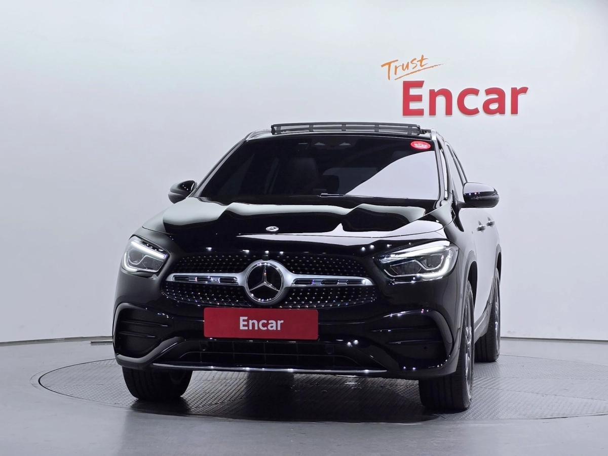 MERCEDES BENZ GLA-CLASS H247