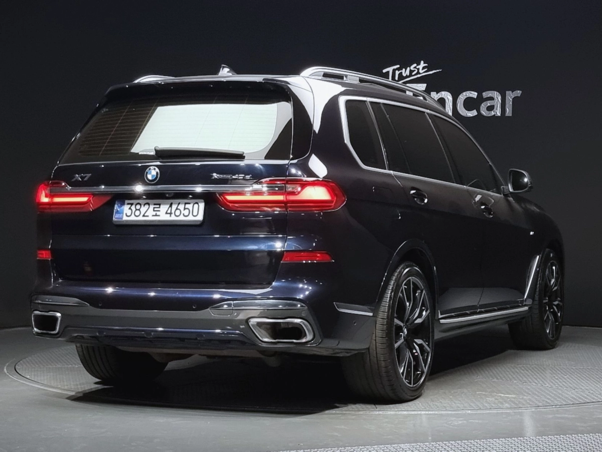 BMW X7 G07