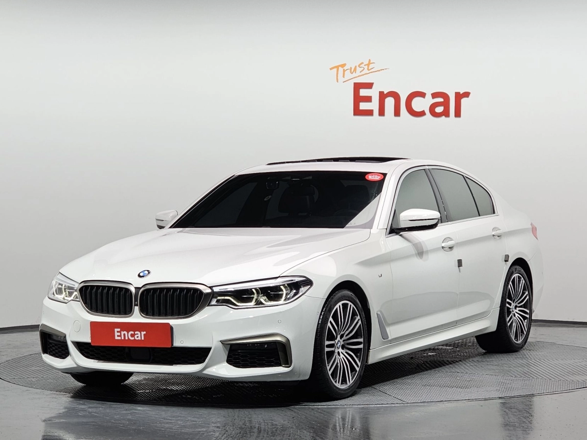 BMW 5-SERIES G30 2020