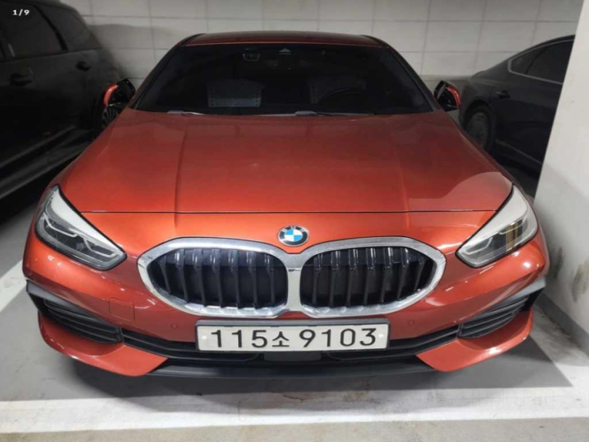 BMW 1-SERIES F40  2021