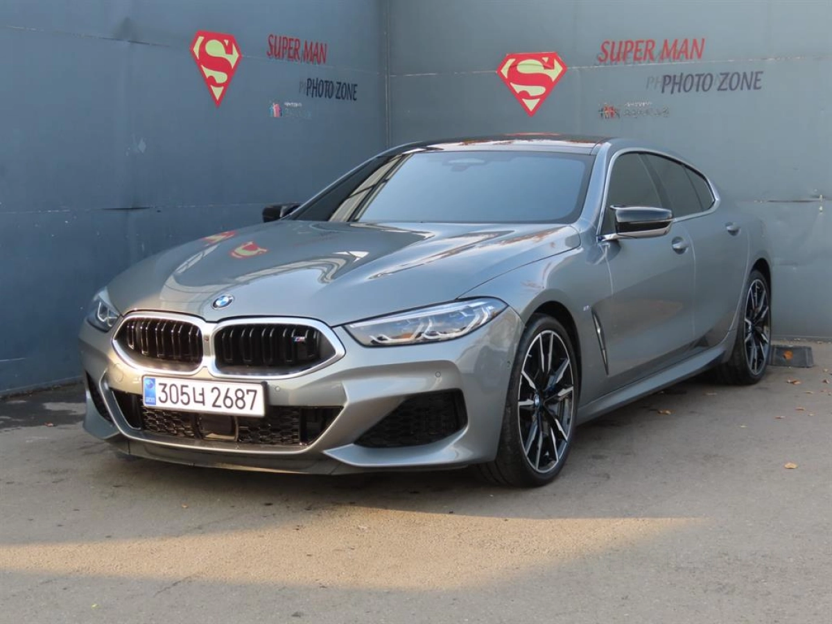 BMW 8-SERIES G15 2024