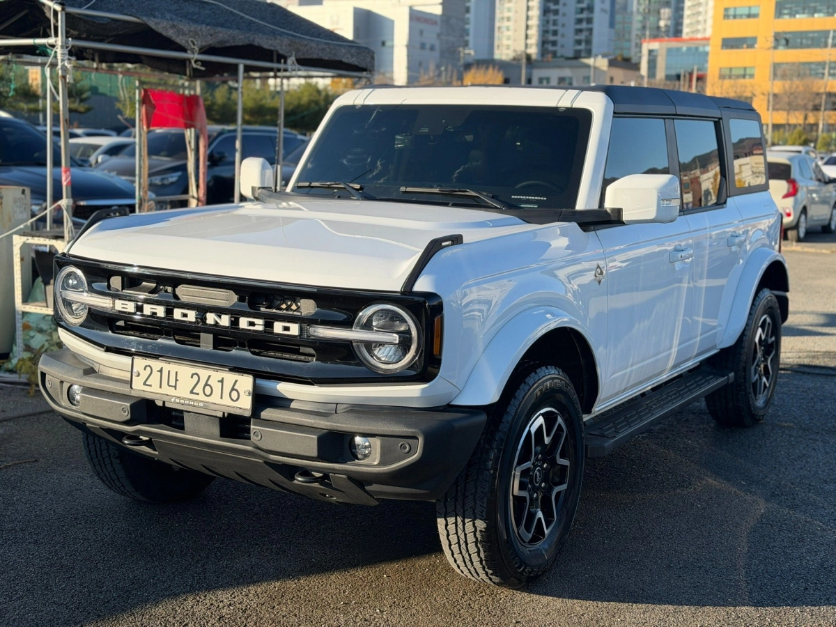 FORD BRONCO